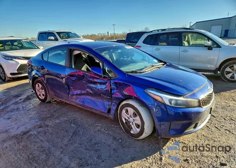 2017 Kia Forte Lx из США, поврежденный, VIN 3KPFL4A71HE108926